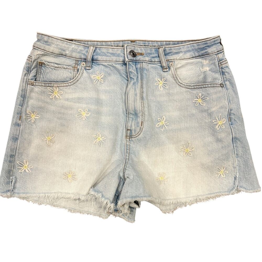 American Eagle Light Wash Denim Mom Short Daisy Embroidered High Rise Shorts 12